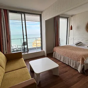 Bleues Le Grand Large Resort Biarritz