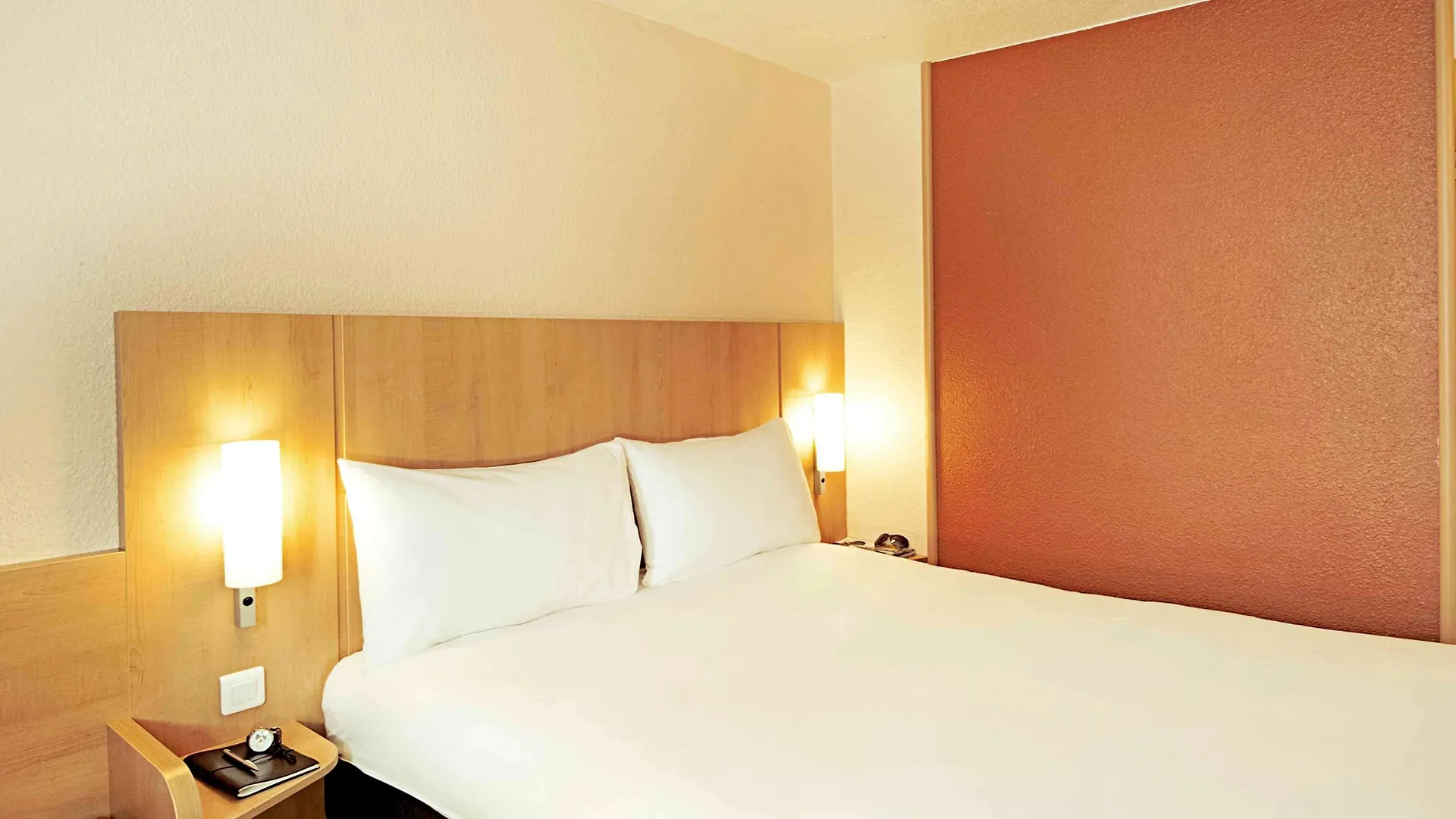 Отель Ibis Marseille Centre Gare Saint Charles