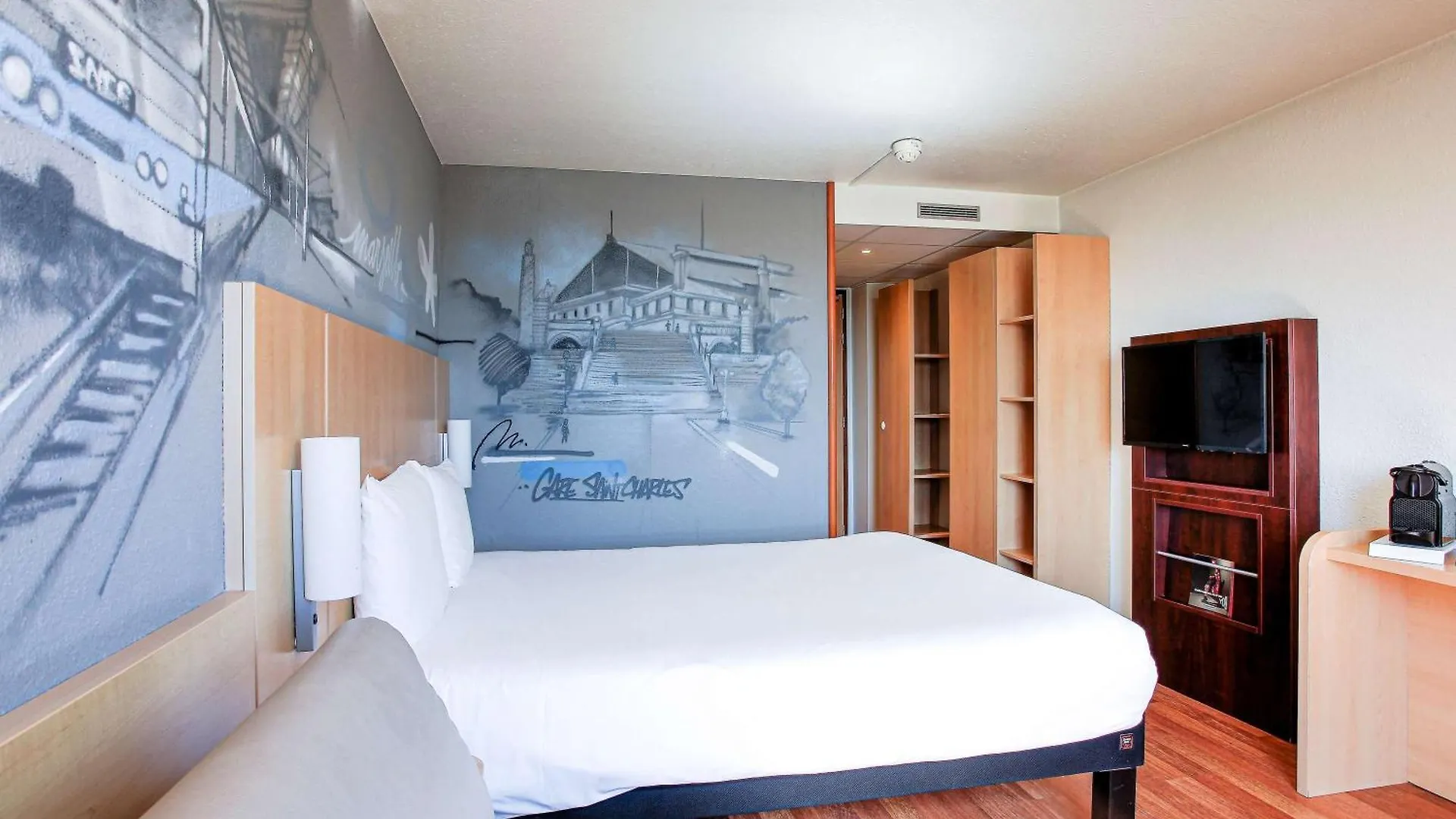 Ibis Marseille Centre Gare Saint Charles Hotel France